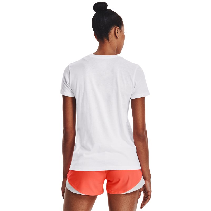 Ženska majica UA Sportstyle Logo SS je popolna izbira za športne in vsakdanje aktivnosti. Izdelana iz mehke, zračne tkanine nudi celodnevno udobje, sodoben kroj in prepoznaven Under Armour logotip. Idealna je za sproščeno nošenje ali lažjo vadbo.