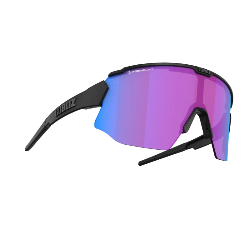 BLIZ Active Breeze športna sončna očala z Nano Optics Nordic Light lečo nudijo vrhunski kontrast, 100 % UV zaščito in popolno prilagodljivost. Idealna za kolesarjenje, tek, smučanje in outdoor avanture.